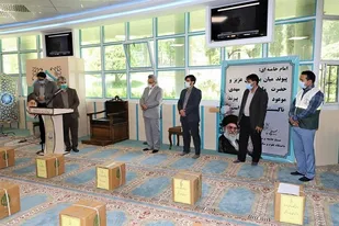 از رسیدگی به ایتام تا کمک &laquo;همکار برای همکار&raquo; میان مدافعان سلامت فارس