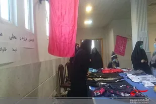 افتتاح بازارچه محلی در مسجد امام خمینی زاهدان