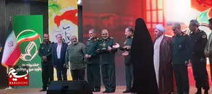 &nbsp;

آئین اختتامیه نوزدهمین جشنواره ملی ره آورد سرزمین نور برگزار شد