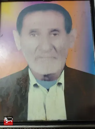 پیرمرد همیشه خندان ایستگاه صلواتی صالح شهر؛ روایتی از ایثار پدر شهید مشهدی صفدر بهداروند