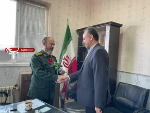 تجلیل کادر بهداشت و درمان از کارکنان سپاه ناحیه مهریز