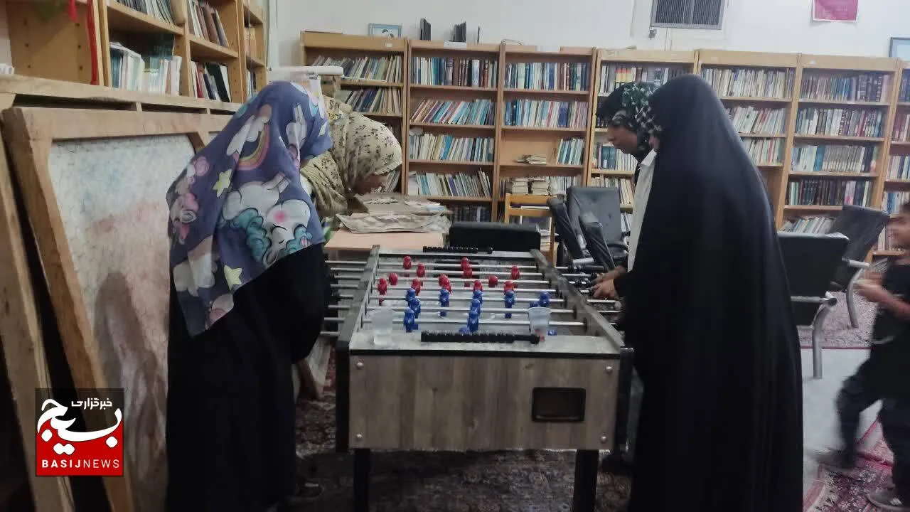 برگزاری مسابقه فوتبال دستی ویژه دختران  / دنیای سرگرمی و رقابت برای دختران