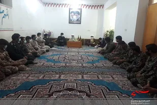 اعضای ستاد گرامیداشت هفته بسیج شهرستان خاش با امام جمعه شهرستان دیدار کردند