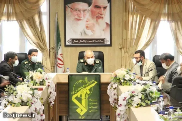 دیدار هیئات اندیشه‌ورز و انجمن‌های بسیج هنرمندان همدان با فرمانده سپاه انصارالحسین(ع)