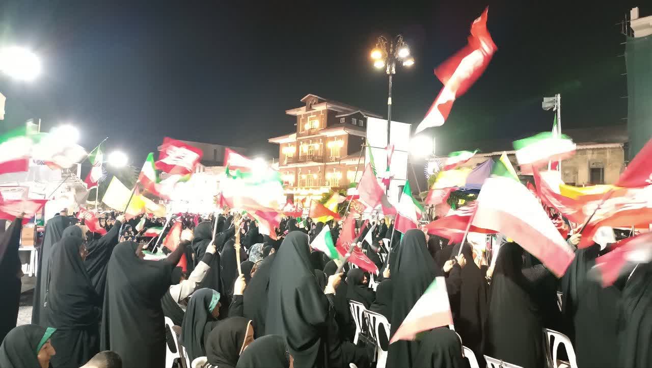 ایمان و وحدت دو عامل اصلی پیروزی در برابر دشمنان است ایمان و وحدت دو عامل اصلی پیروزی در برابر دشمنان است