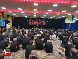 مراسم عزاداری ایام محرم الحرام در هیئت عاشقان ثارالله (ع) برگزار شد+تصاویر