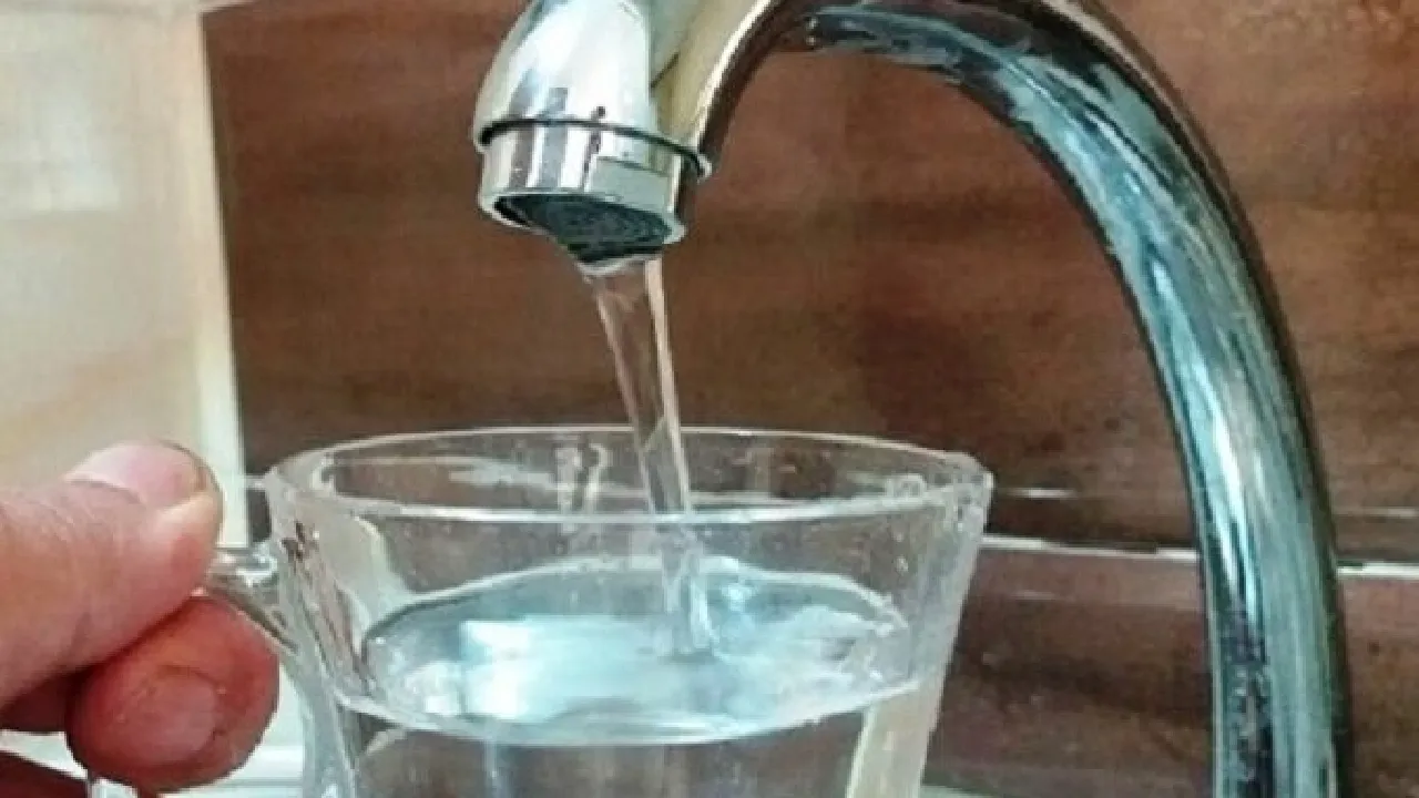 مشکل آب ۲۰ خانوار روستای اسماعیل غانم ظرف ۲ روز آینده حل می‌شود