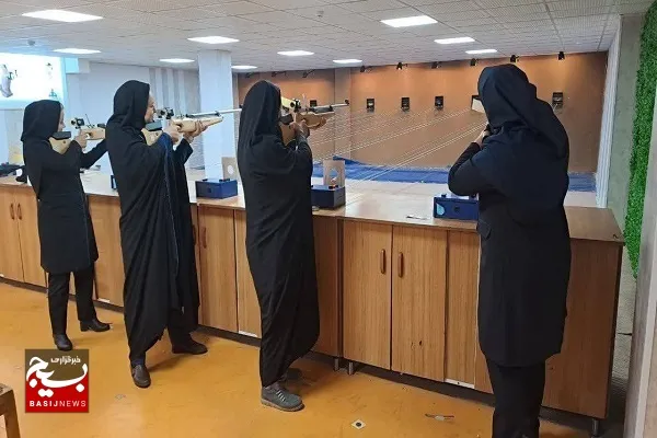 مسابقات ورزشی خواهران کارمند ادارات کل استان فارس +عکس