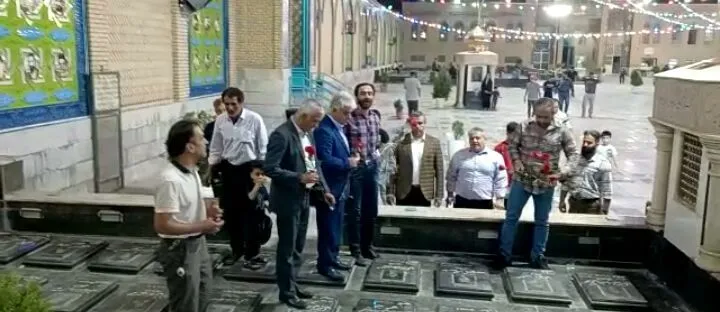 آئین غبارروبی مزار شهدا توسط پهلوانان پیشوا