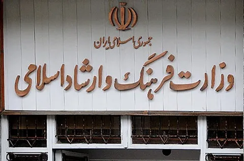 دولت از هنری که در خدمت زورمندان و زرمندان است حمایت نکند