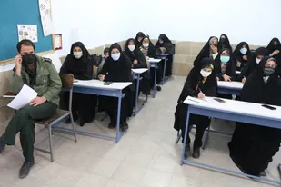 کارگاه توجیهی تدوین برنامه&zwnj;های بسیج بانوان سال ۱۴۰۱ شهرستان تفت برگزار شد