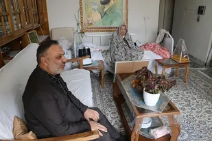 تجلیل از مادران  شهدا/دیدار فرمانده لشکر14امام حسین(علیه السلام) با مادر شهیدخرازی