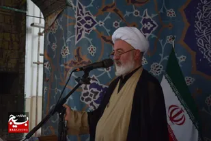 امام جمعه شاهرود: مدیریت ایرانی تنگه هرمز، راهبرد قدرت ملت / نمازجمعه، پیوند خدا، ولی و مردم است