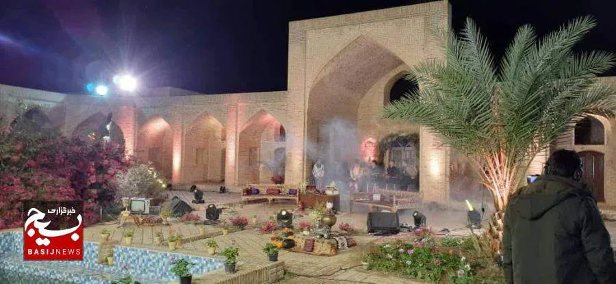 در آستانه جشنواره ملی گل نرگس بهبهان
قلعه مدرسه خیرآباد بهبهان میزبان شب چله جهانی شد
