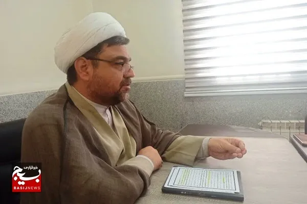 اساسی‌ترین کار در جامعه اسلامی تعلیم و تربیت است