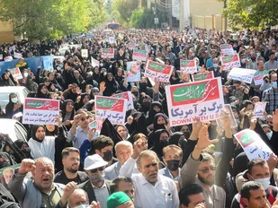 قیام کهگیلویه وبویراحمدی ها در محکومیت حمله تروریستی حرم شاهچراغ (ع)