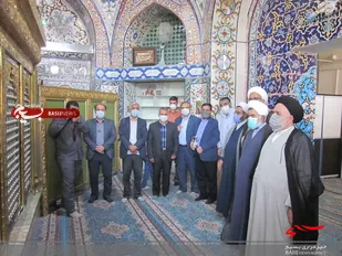 عطرافشانی امامزادگان شهرکرد