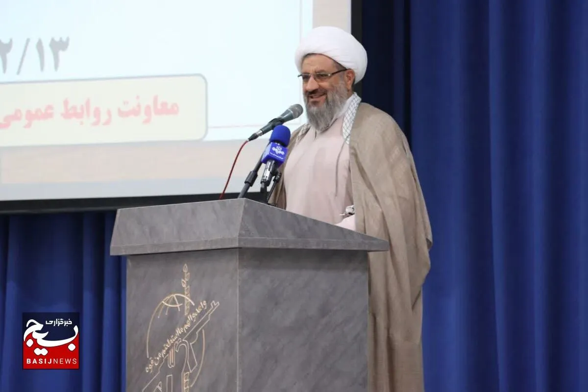  

سپاه پاسداران بر اساس نیاز زمان با عناصر مومن خویش عمل می کند