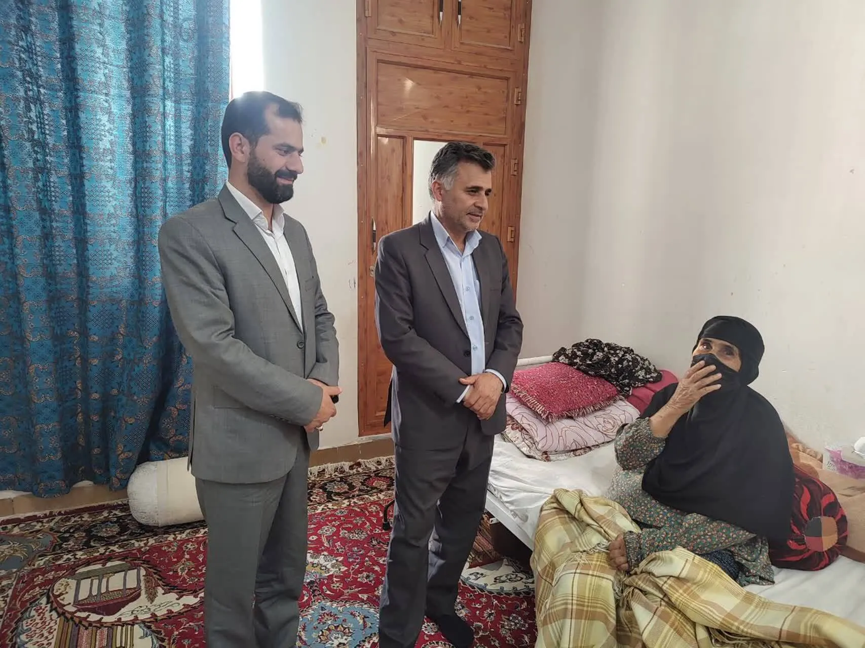 سرکشی از مادر شهید « نورالله دبیقی » در شهرستان چرام