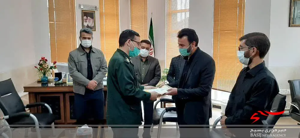 مسئول جديد كانون بسيج فرهنگيان نطنز معرفي شد