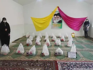 کمک  مومنانه به دانش آموزان در روستای کران