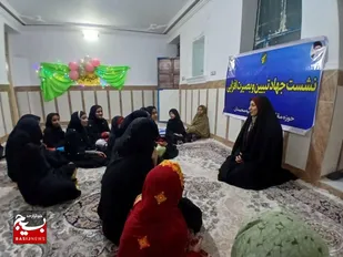 جهاد تبیین بمناسبت دهه فجر در شهر محمدان شهرستان بمپور برگزار شد&nbsp;