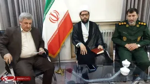 آغاز هفته دولت در تاکستان از عطر افشانی گلزار شهدا تا دیدار مسوولین با امام جمعه تاکستان
