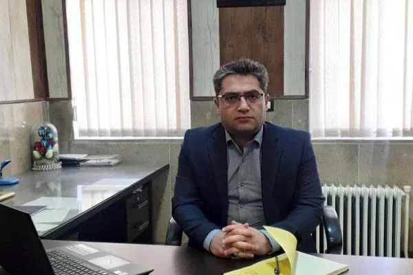 انجام عملیات واکسیناسیون هاری برای ۱۳۰۰ قلاده سگ در نهاوند