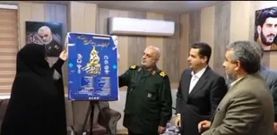 عصر جهاد تبیین عصر بیان حقیقت درمیان تحریف واقعیات دشمن است