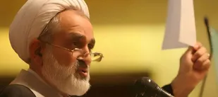 نگران درز اطلاعات دانشمندانمان به صهیونیست&zwnj;ها هستیم/دشمنان، محرم آقایان شده&zwnj;اند و مردم، نامحرمشان!