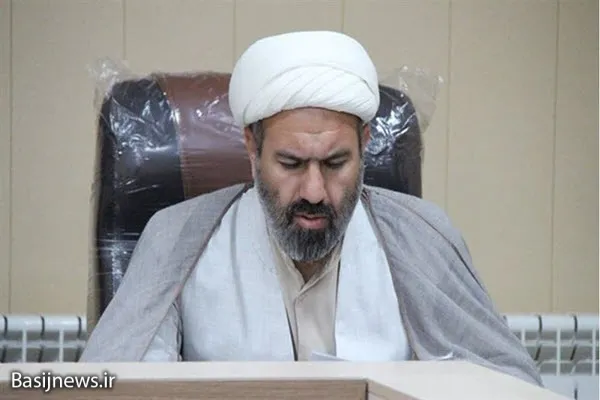 امروز سپاه در حفظ و صدور انقلاب نقش اول را ایفا می‌کند