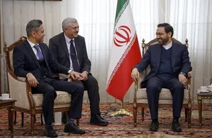 همکاری&zwnj;های اقتصادی با کشور&zwnj;های همسایه در اولویت ماست