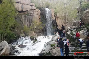 طبیعت زیبای گنجنامه همدان در اردیبهشت ماه
