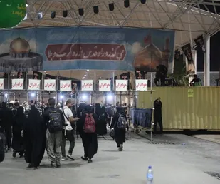 مهران در تب و تاب اربعین؛ شور زائران، عطر کربلا را به مرز آورد