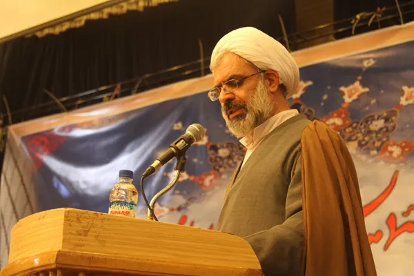 مبارزه نظام اسلامی با استکبار تمام شدنی نیست