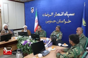 دیدار فرمانده ارشد اجا و مدیرکل آموزش و پرورش استان با فرمانده و کارکنان سپاه انصارالرضا(ع)
