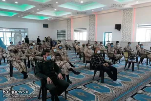 همه باید برای تحقق شعار سال تلاش کنند