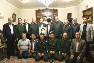 دیدار فرمانده سپاه حضرت عباس (ع) با خانواده شهید "داور نوری"