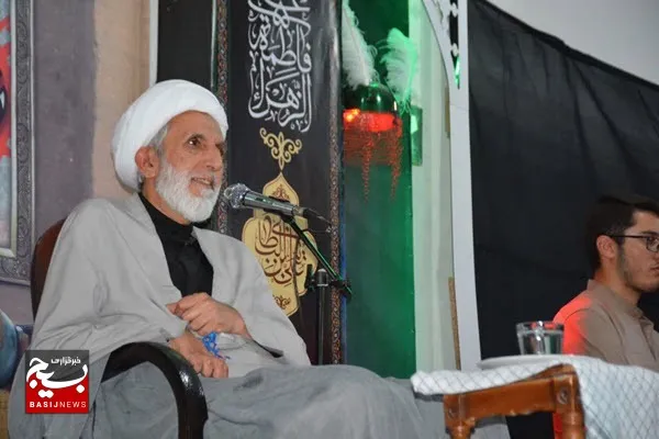 جهاد تبیین اقدامی در برابر هجوم تحریف است