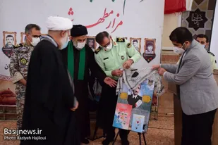 رونمایی از کتاب &laquo;وصال در دره هزار شهید&raquo; در همدان