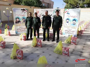 توزیع 700 بسته کمک مومنانه به مناسبت ماه مبارک رمضان