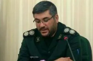 ضدعفونی عابربانک&zwnj;ها و درب بانک&zwnj;های اسدآباد به همت گروه جهادی شهید &laquo;قهاری&raquo;