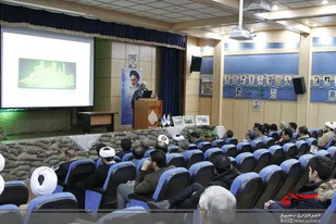 فعالان فرهنگی و خادمان نماز صنعت آب و برق استان همدان تجلیل شدند