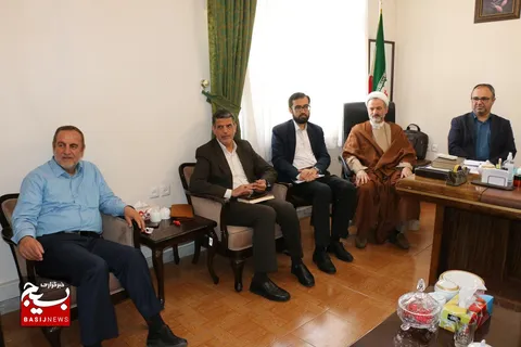 نشست هم اندیشی معاونت بین الملل سازمان بسیج مستضعفین با مرکز مقاومت بسیج وزارت امور خارجه