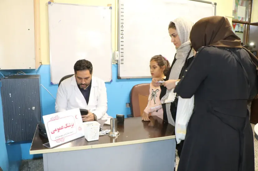 نوای همدلی در میدان محرومیت‌زدایی و برپایی کاروان سلامت عرصه‌محور در سهرابیه کرج