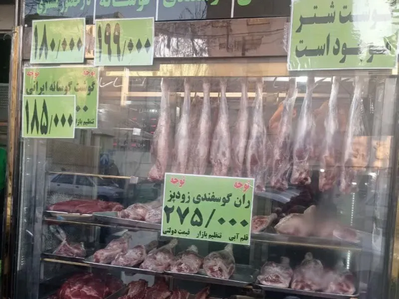 عرضه گوشت گرم و منجمد همچنان دچار افسارگسیختگی و تزلزل است