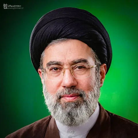 دلنوشته حبیب الله بهمنی در بیعت با سید مجتبی حسینی خامنه ای