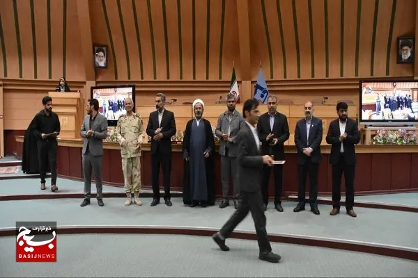 تجلیل از روابط عمومی شرکت برق منطقه‌ای سیستان و بلوچستان در همایش جهاد تبیین و اطلاع‌رسانی هنرمندانه