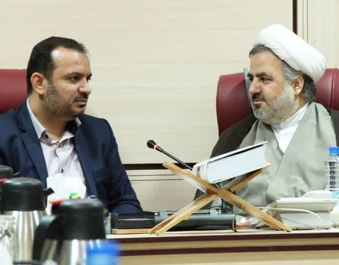 یکی از تکالیف مهم حقوق‌دانان انقلابی ارائه خدمات حقوقی مناسب نیاز مردم است