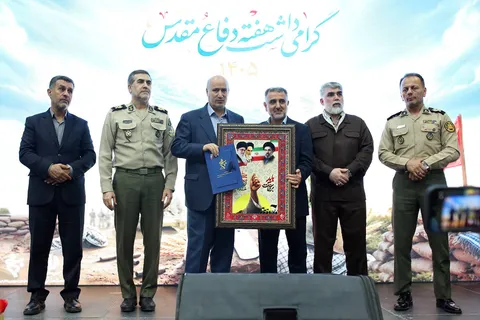 گزارش تصویری آیین گرامیداشت هفته دفاع مقدس با حضور جامعه ورزش